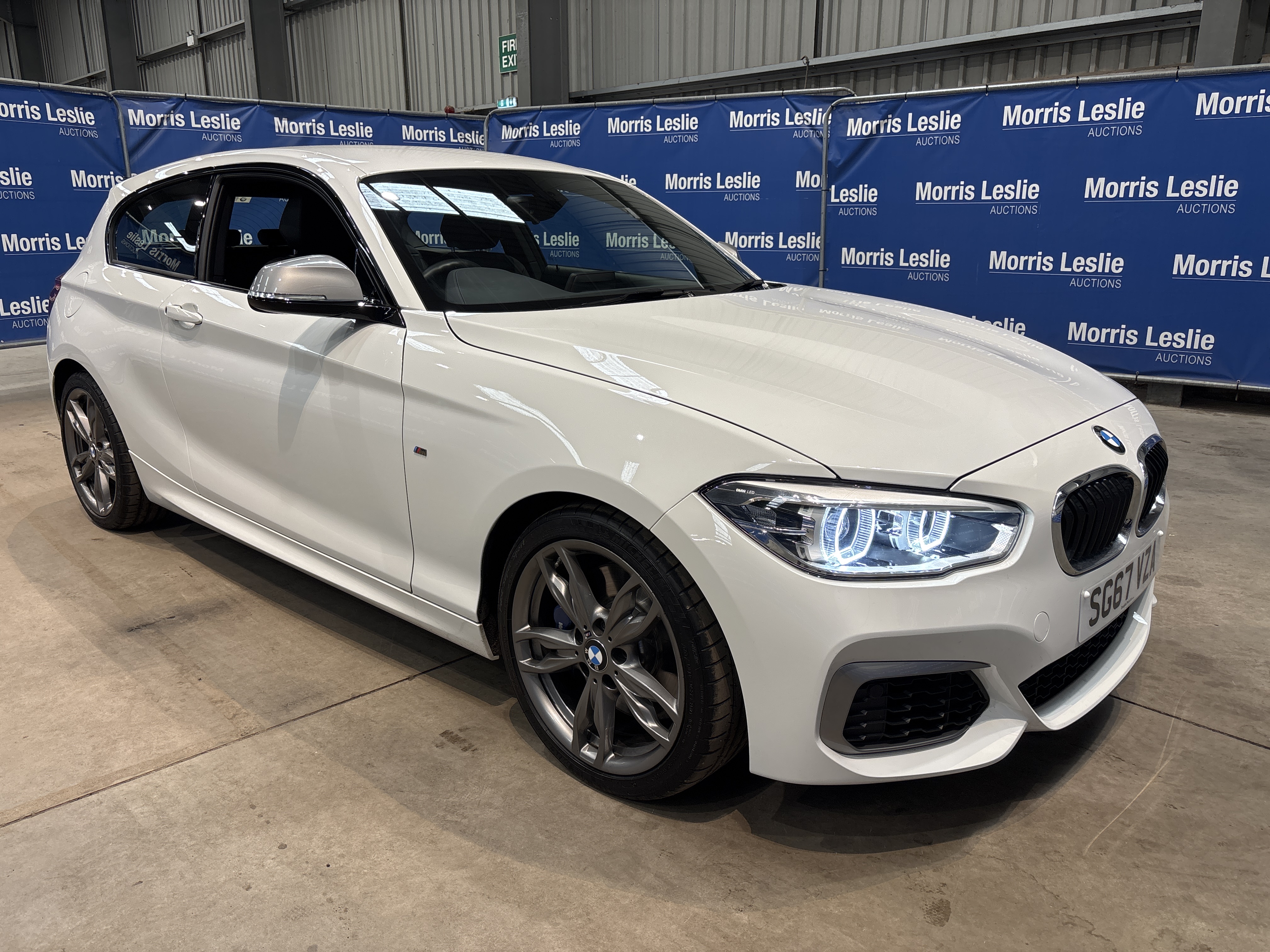 BMW M140i