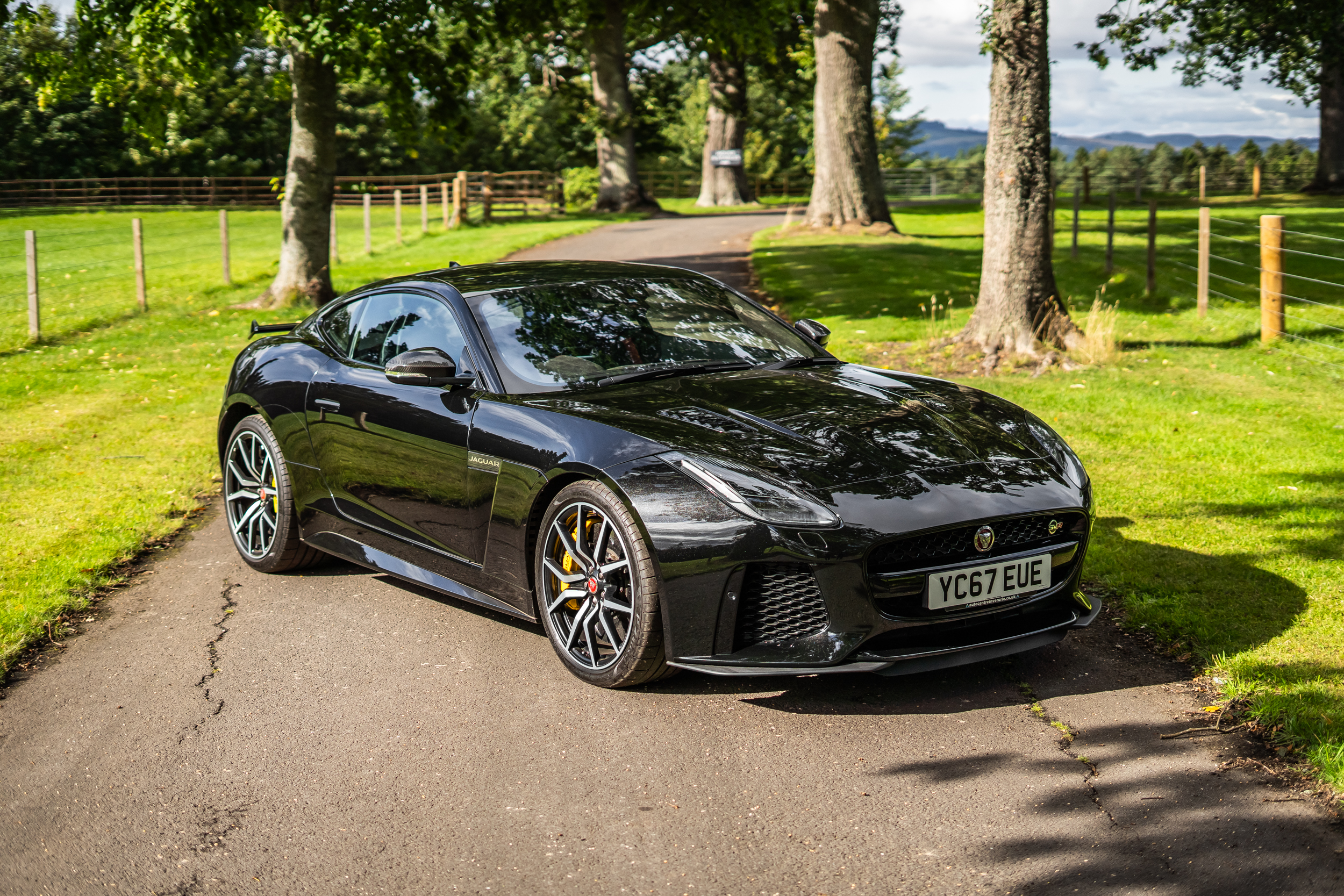 Jaguar F Type V8 SVR